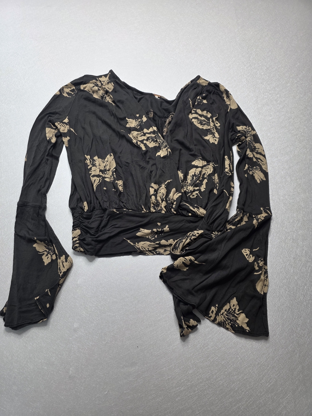 Free People Fiona Boho Floral Wrap Top, Size L - Picture 1 of 5